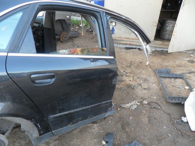 Стекло кузовное боковое правое DGA8E9 Audi A4 - Фото 1