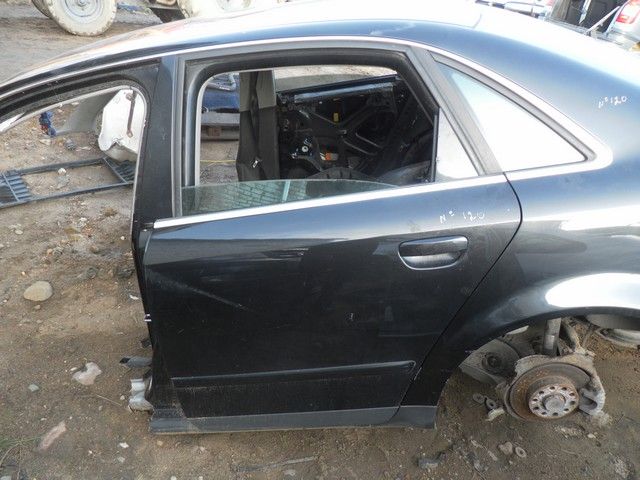 Стекло кузовное боковое левое G2041K Audi A4 - Фото 1