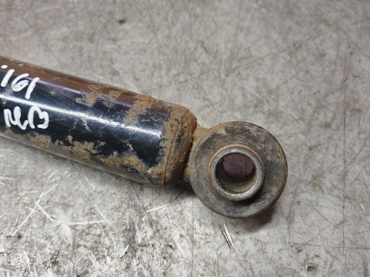 Амортизатор крышки багажника (3-5 двери) QR1OEL Great-Wall Hover купить в магазине запчастей бу