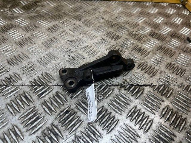 Кронштейн двигателя 5A0787 Toyota Corolla Verso - Фото 1