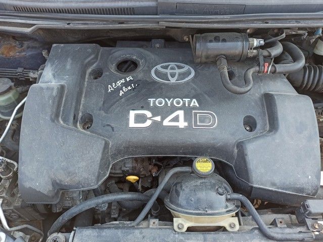 Декоративная крышка двигателя 0NIJ19 Toyota Corolla Verso - Фото 2