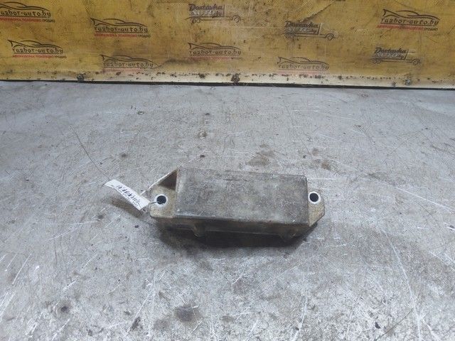 Противовес (амортизатор динамический) YB04T2 Volvo V50 - Фото 1