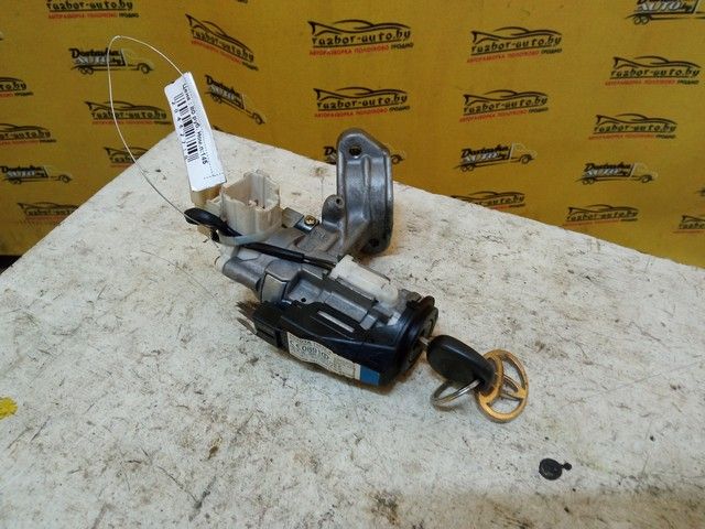 Замок зажигания HKU9TP Toyota Corolla Verso - Фото 3