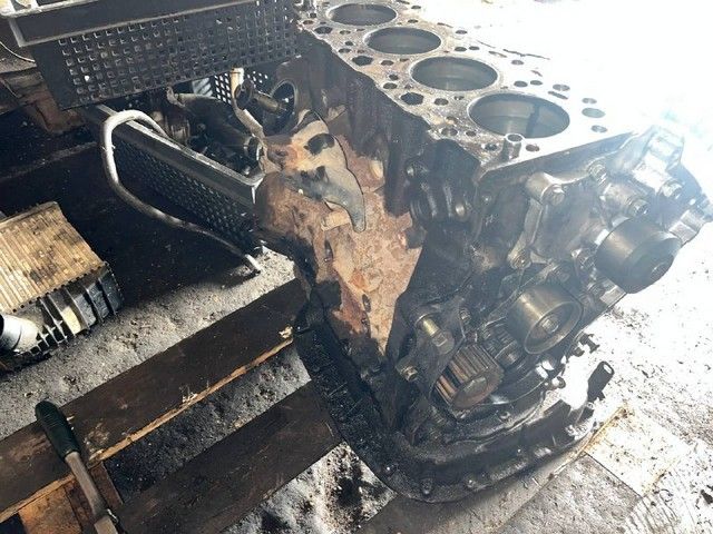 Блок цилиндров 0QHKLZ Toyota Corolla Verso - Фото 4